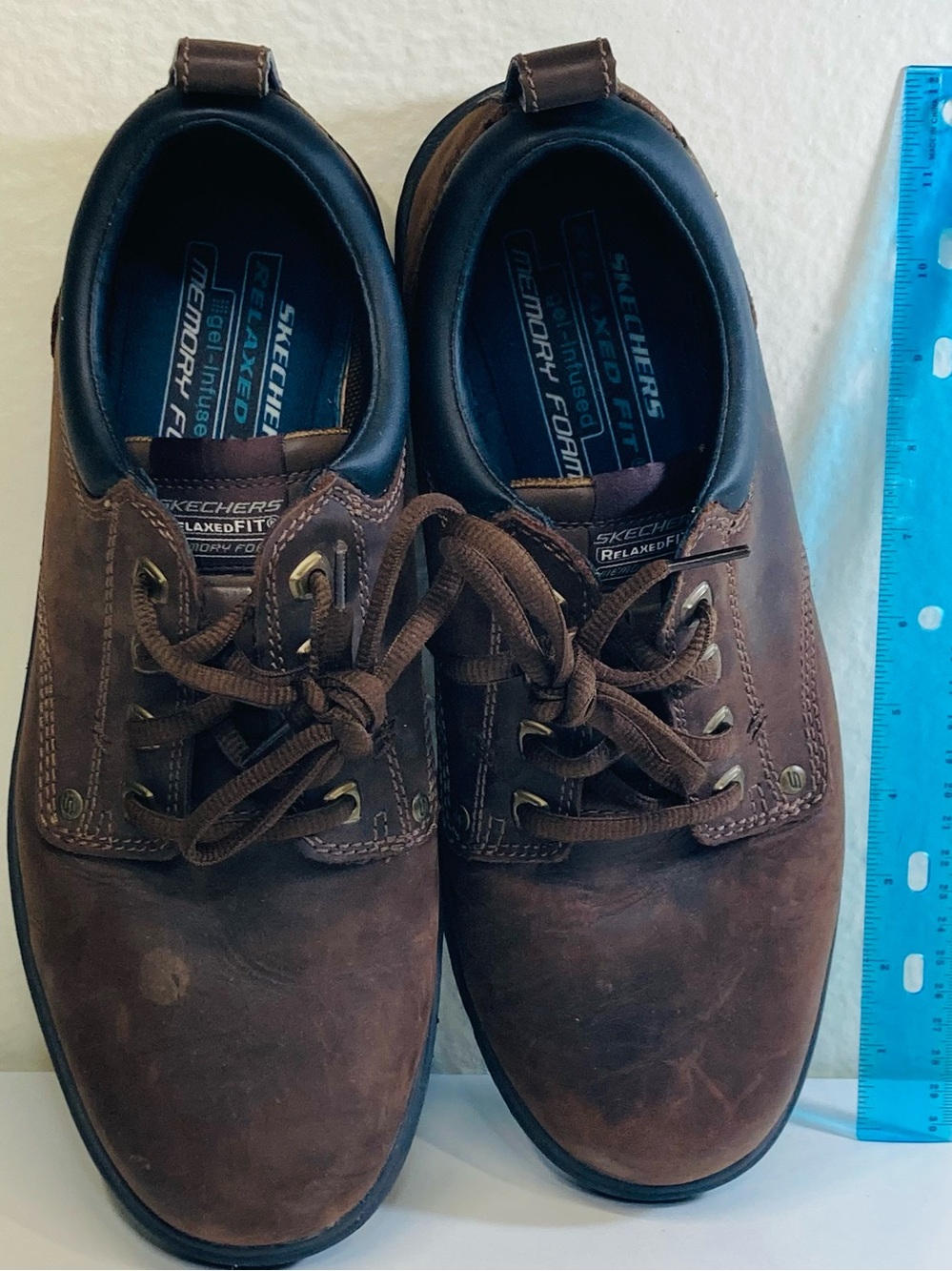 Skechers Men's 10.5 Relaxed Fit Gel-Infused Memory Foam Leather Upper Balance